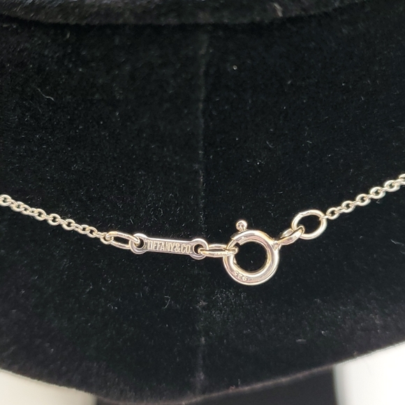 Tiffany & Co. Teardrop pendant necklace - Picture 2 of 3